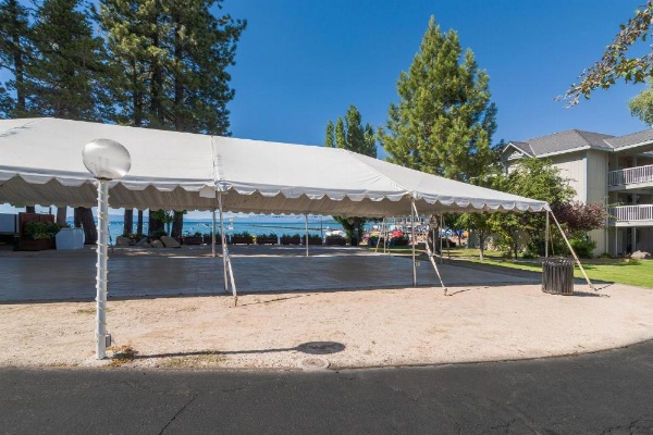 The Beach Retreat & Lodge at Tahoe image 18